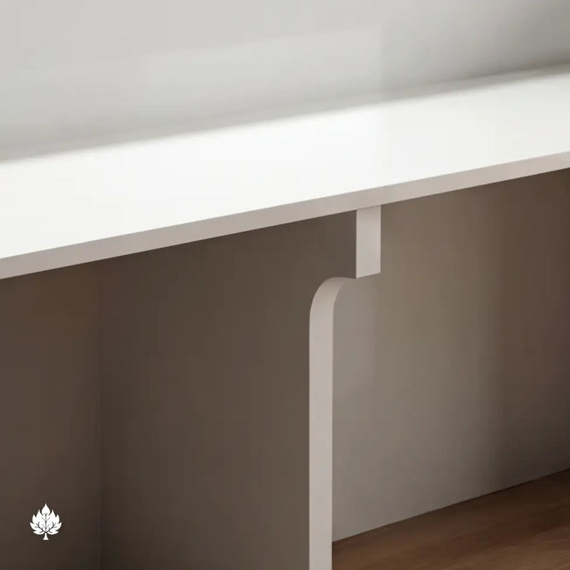 Rillena · Front Reception Desk