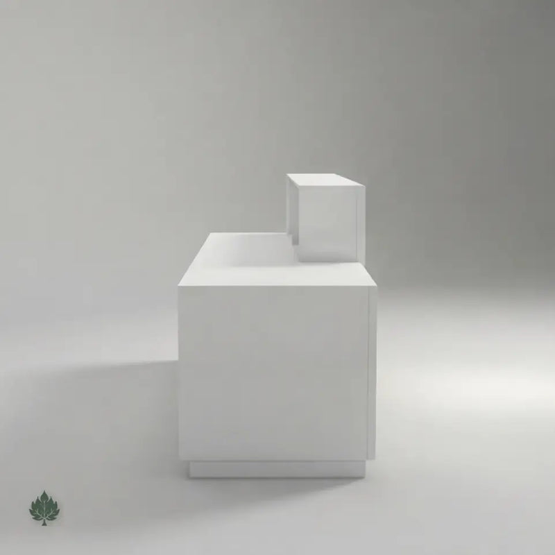 Faye · Front Reception Desk