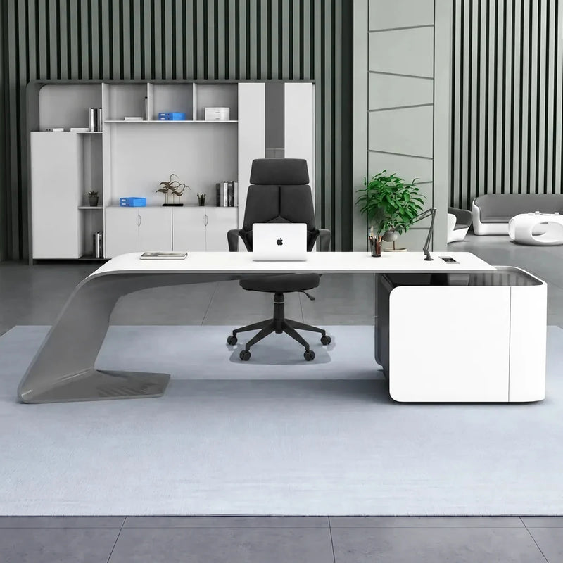 Gödel desk in white gloss in a green slat-walled office