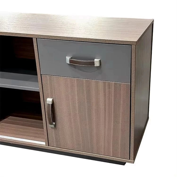 Gord ยท Modern L-Shaped Executive Desk