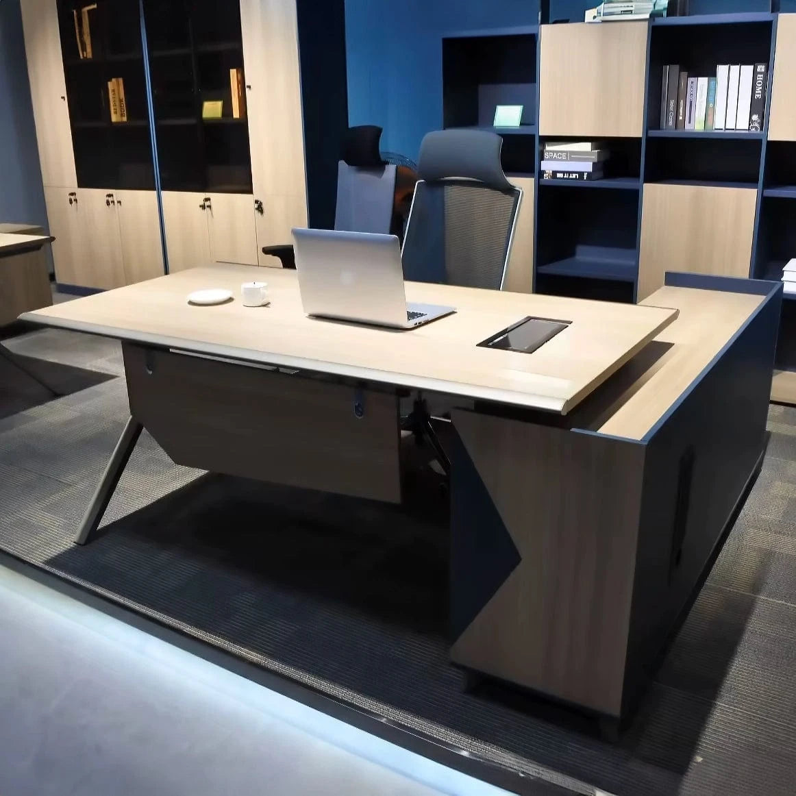 Jessie ยท Modern L-Shaped Executive Desk