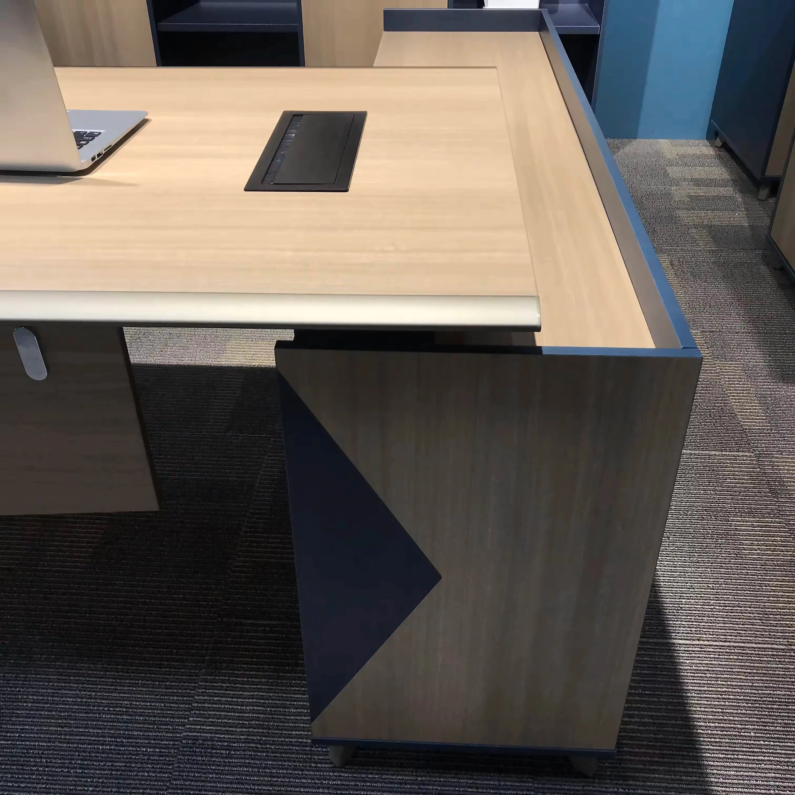 Jessie ยท Modern L-Shaped Executive Desk