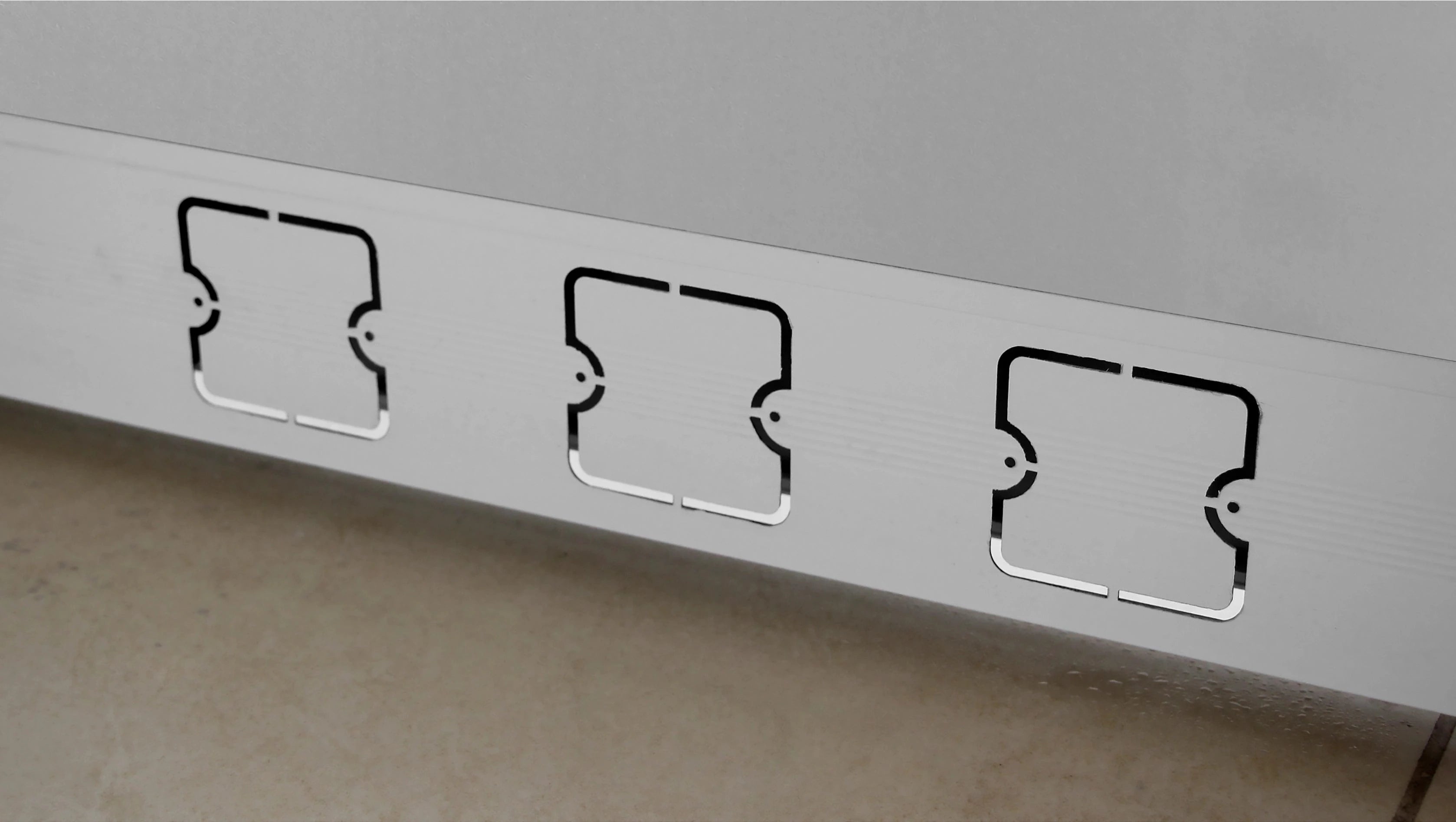 Leona ยท L-Shaped Cubicle Workstation