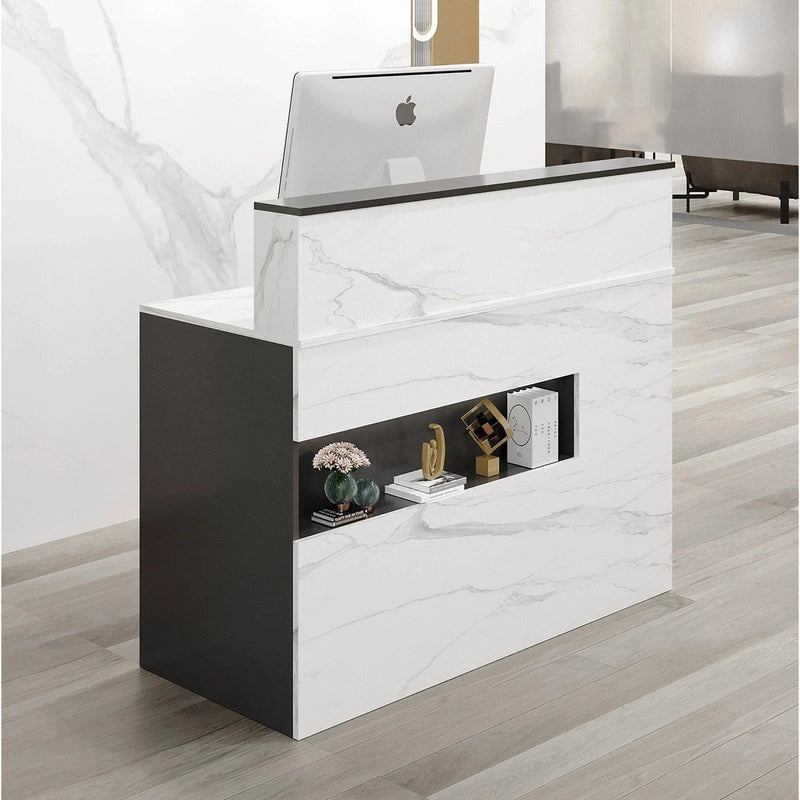 Natalia · Greeter Station