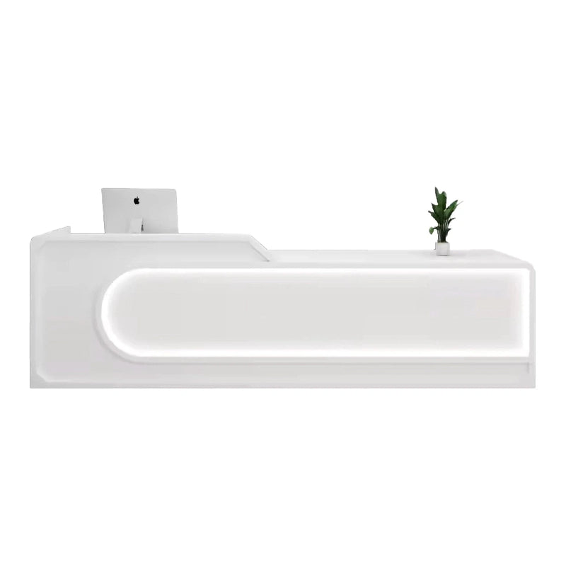 Nyssa · Front Reception Desk