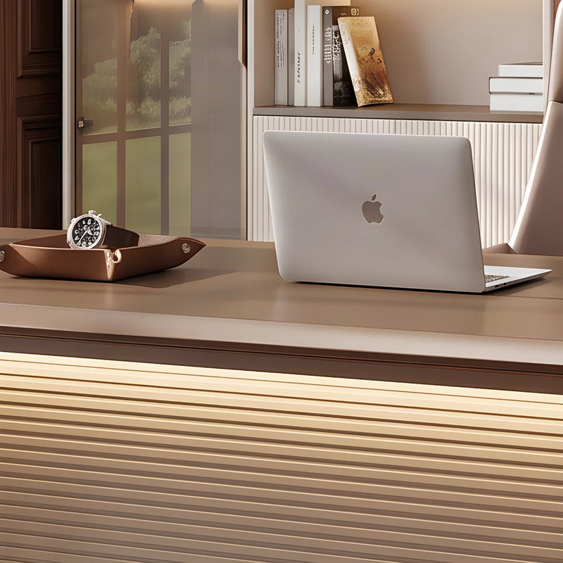 Oxley desktop with laptop and tray, close view