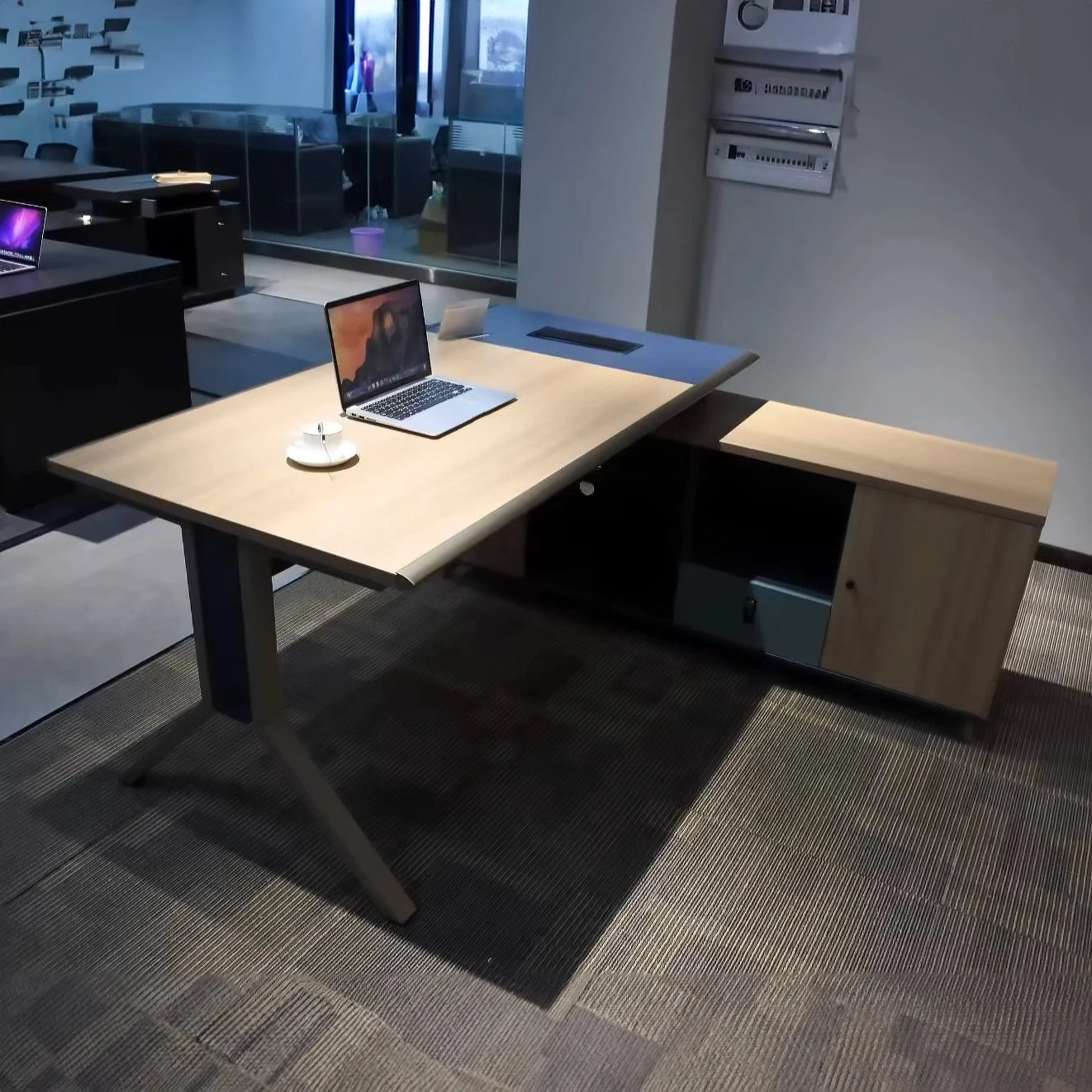 Pete · Modern L-Shaped Executive Desk