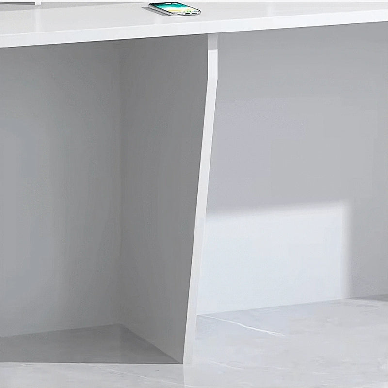 Seralyn · Front Reception Desk