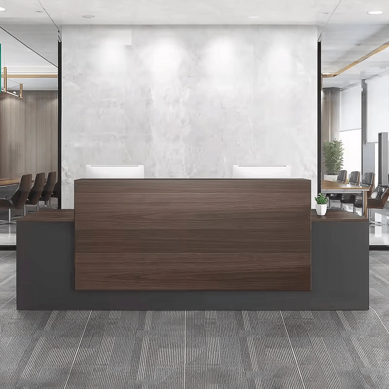 Taviel ยท Front Reception Desk