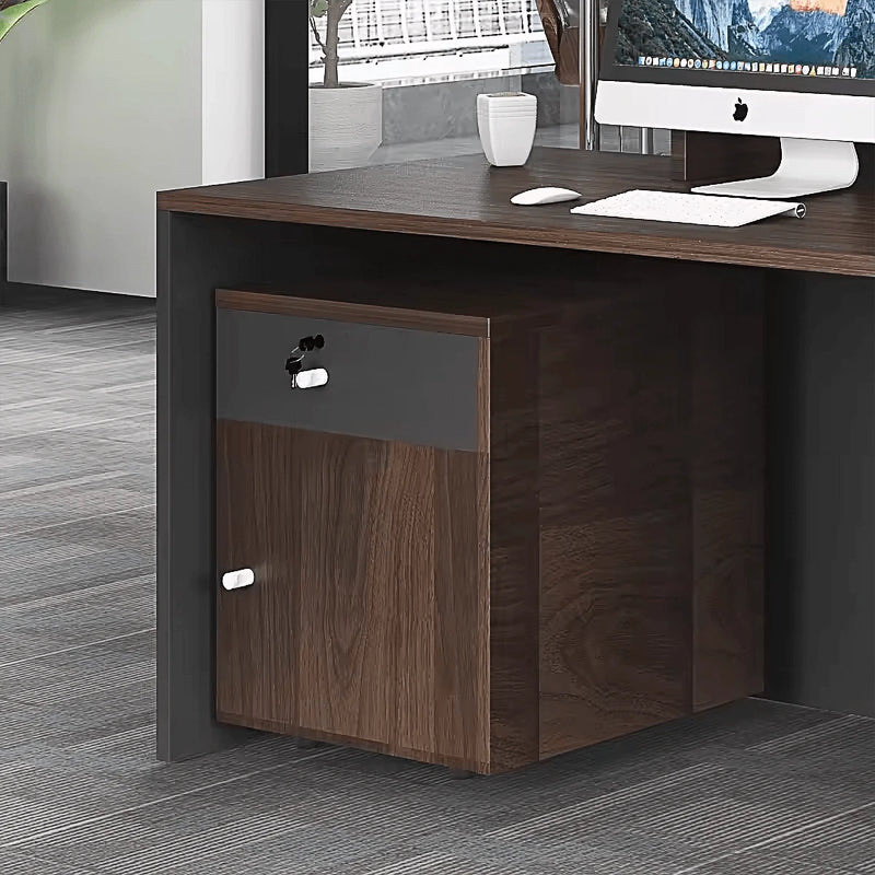 Taviel ยท Front Reception Desk