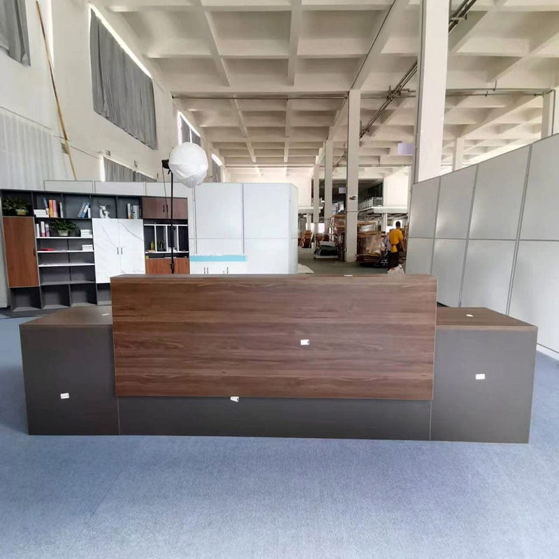 Taviel ยท Front Reception Desk