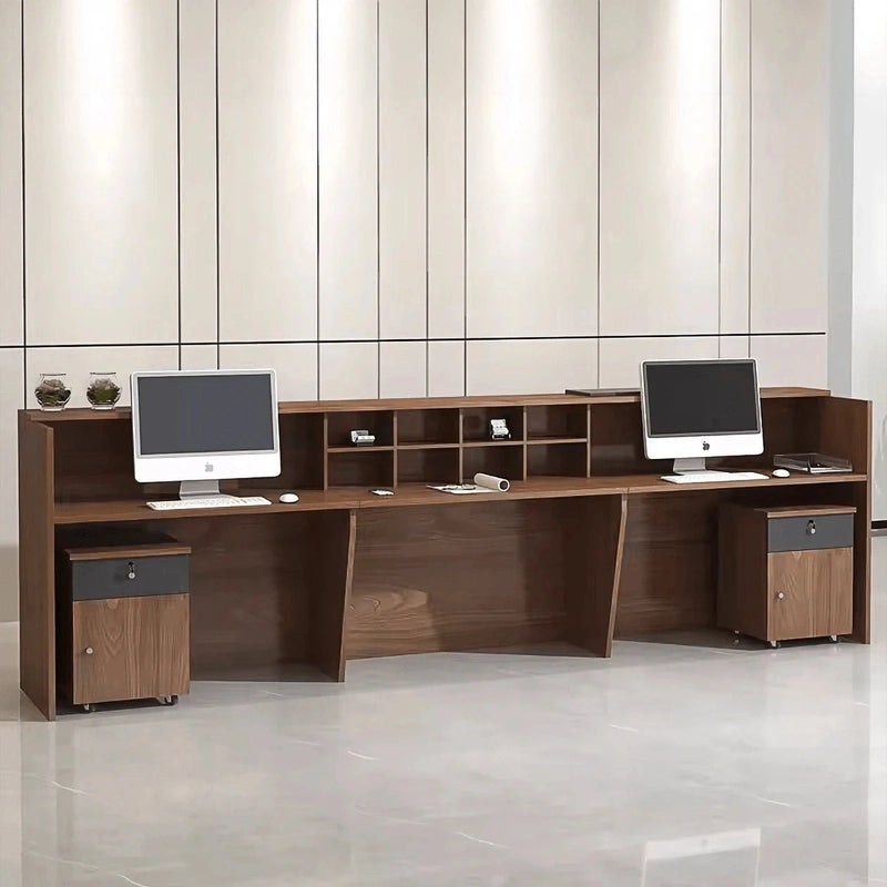 Vaelric · Front Reception Desk