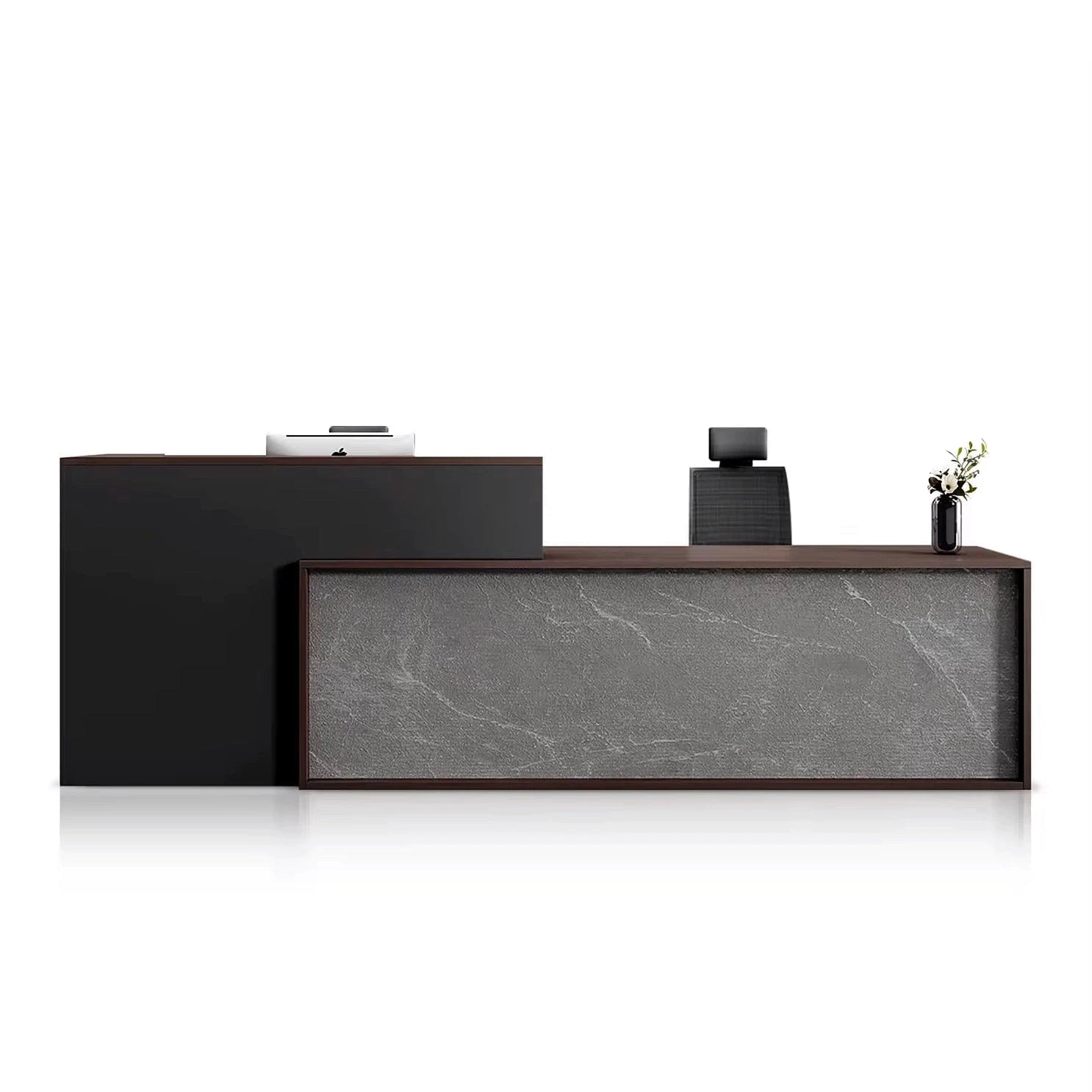 Vicente · Front Reception Desk