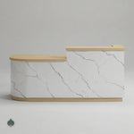 Beatriz · Front Reception Desk