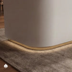 Iselle · Front Reception Desk