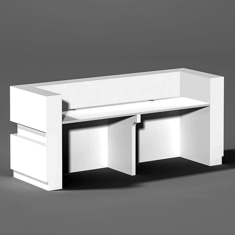 Aisha · Front Reception Desk