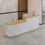 Beatriz · Front Reception Desk