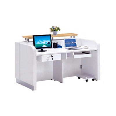 Harlow · Front Reception Desk