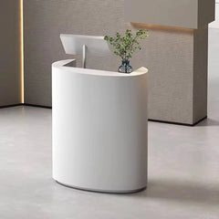 Isla · Front Greeter Station