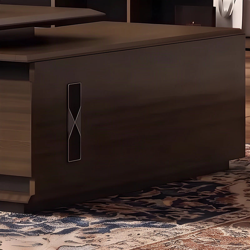 Milner return with the X-shaped vent, close view