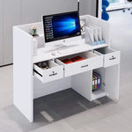 Natalia · Greeter Station