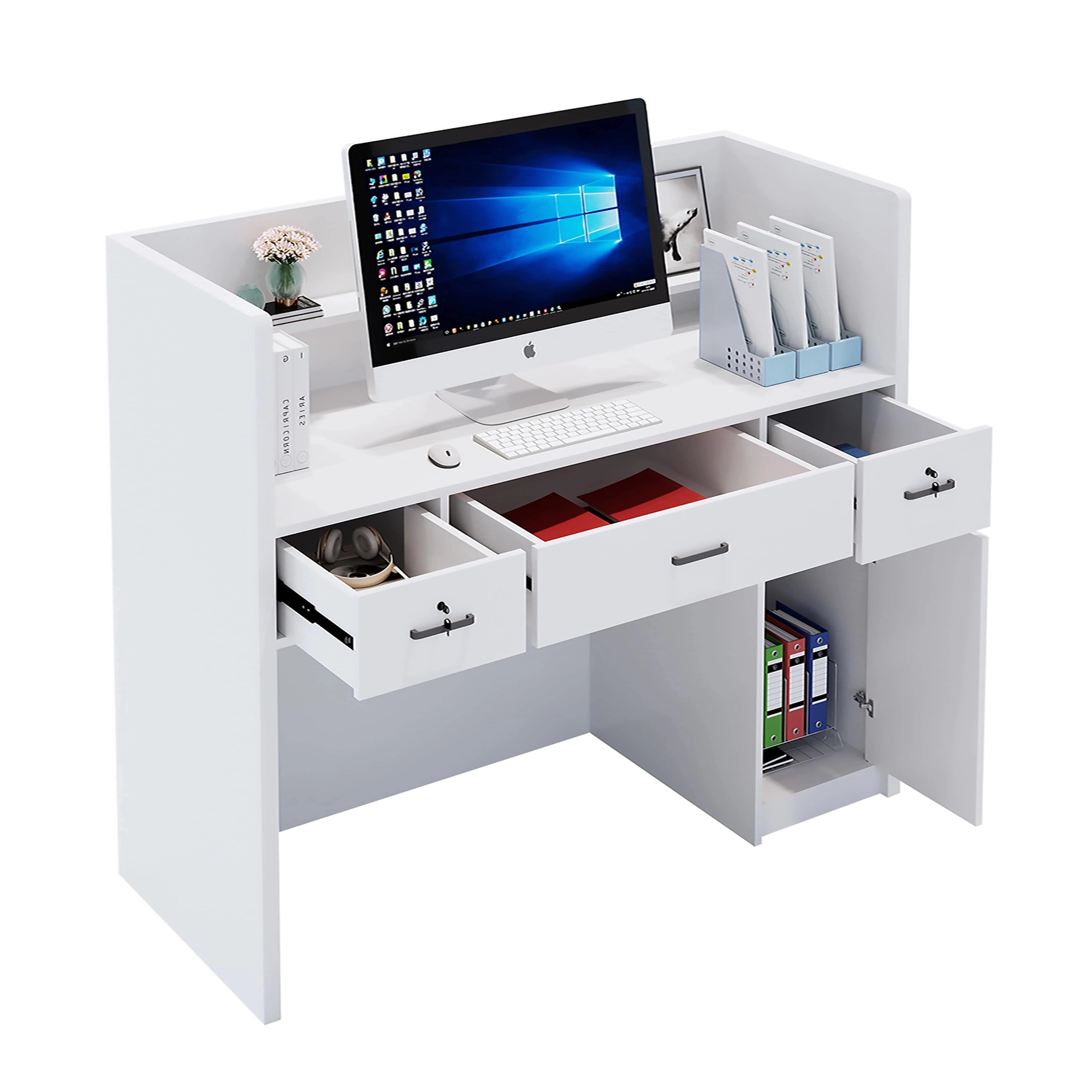 Natalia · Greeter Station
