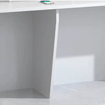 Seralyn · Front Reception Desk